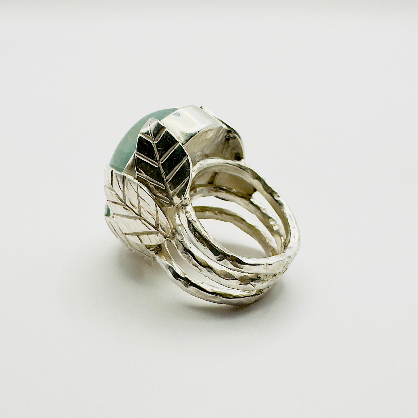 Anillo Hojas